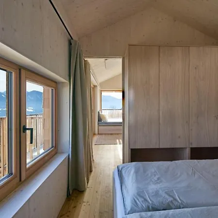 Rosenholz Ferienhaeuser *